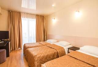 Гостиница Resort Hotel Olymp All Inclusive Анапа Стандартный трехместный номер-1