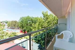 Гостиница Resort Hotel Olymp All Inclusive Анапа Четырехместный номер с балконом-3